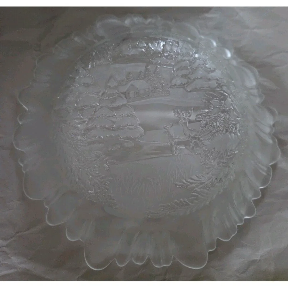 Mikasa Frosted Bowl Winter Woodland Scene Deer Cabin‎ Pine Trees 8